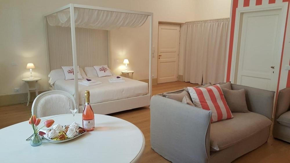 Rambaldi Apartments In Casa Nr 6 With Shared Terrace Bardolino Luaran gambar