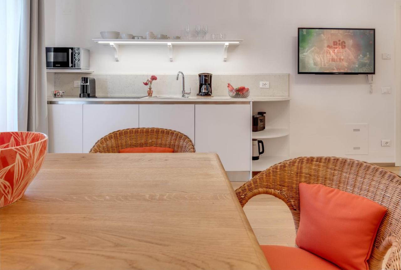 Rambaldi Apartments In Casa Nr 6 With Shared Terrace Bardolino Luaran gambar