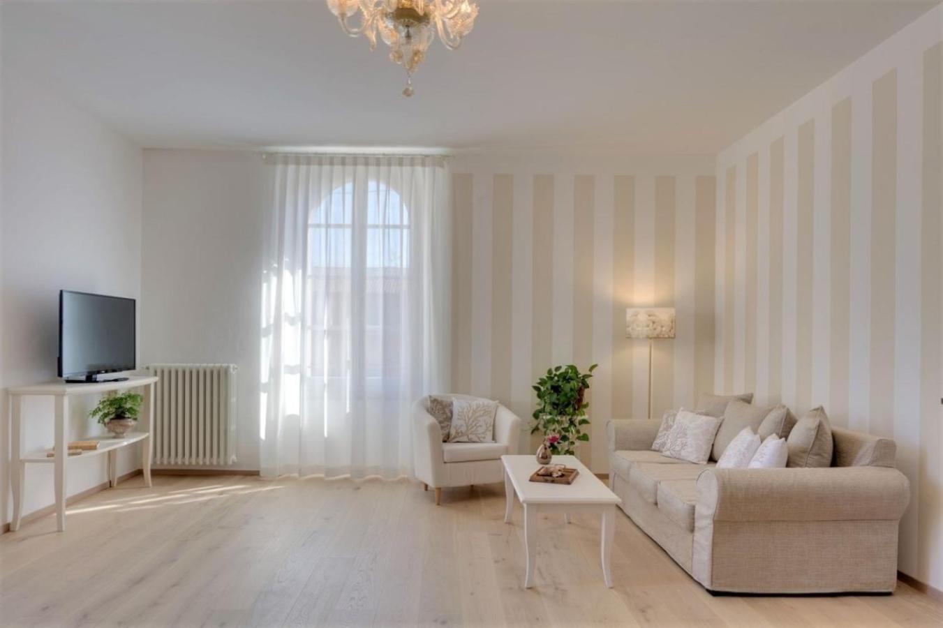 Rambaldi Apartments In Casa Nr 6 With Shared Terrace Bardolino Luaran gambar
